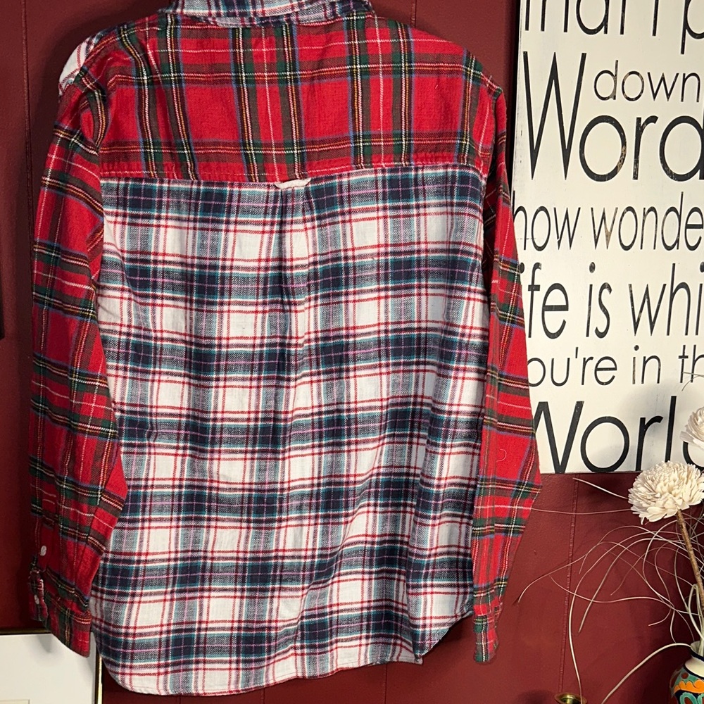 NWT American Eagle Outfitters Flannel - Picture 4 of 4